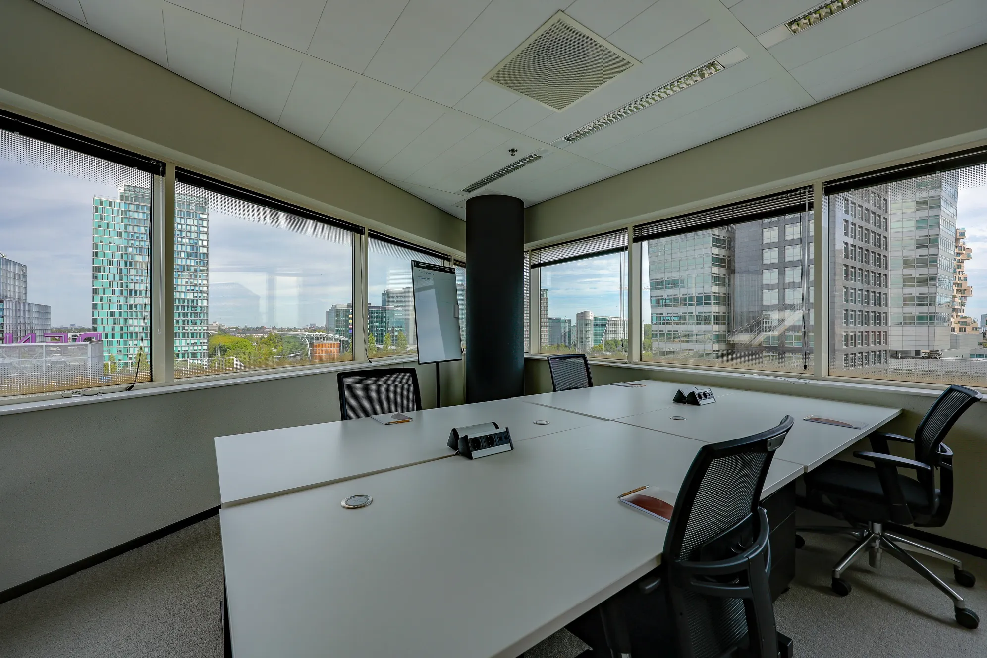 Tribes Amsterdam Zuidas ITO office interior